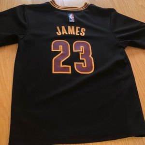 Cavs 2017’ LeBron James jersey NEW never wore